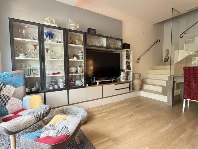 Villetta a schiera in vendita di 150 m² in Via Pietro Nenni