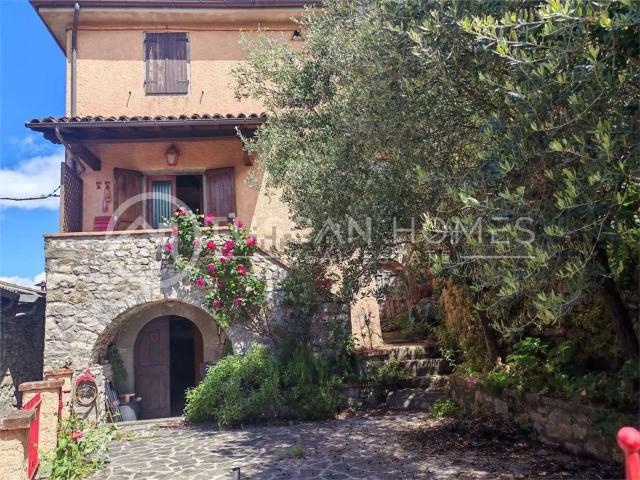 Villetta a schiera in vendita di 150 m² in Via Roma