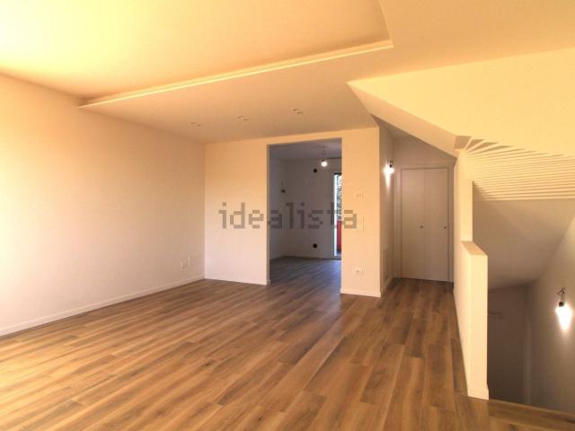 Villetta a schiera in vendita di 150 m² in Via Roma, 1