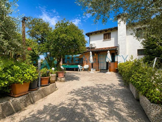 Villetta a schiera in vendita di 150 m² in Via Valletta, 13
