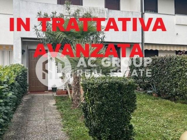 Villetta a schiera in vendita di 150 m² in Viale Caio Giulio Cesare