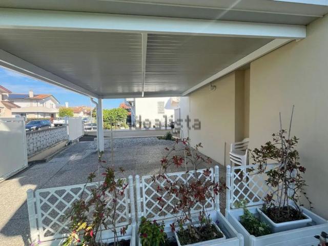 Villetta a schiera in vendita di 150 m² in Viale del Popolo, 73