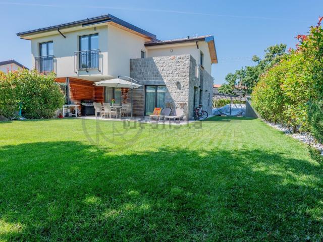 Villetta a schiera in vendita di 150 m² in Località Basovizza, 563
