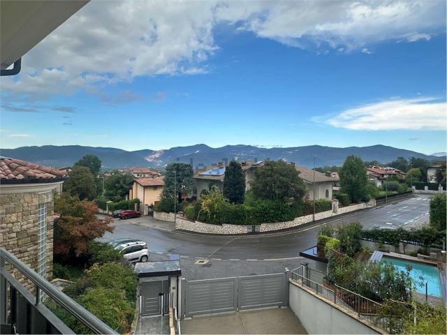 Villetta a schiera in vendita di 150 m² in Piazzetta Santuario