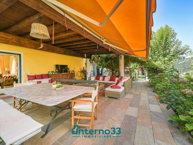 Villetta a schiera in vendita di 150 m² in Strada Statale 1, 248