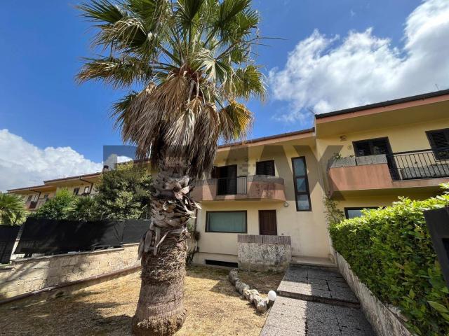 Villetta a schiera in vendita di 151 m² in Via Antonio Segni, 1