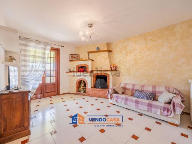 Villetta a schiera in vendita di 152 m² in Via Curtense