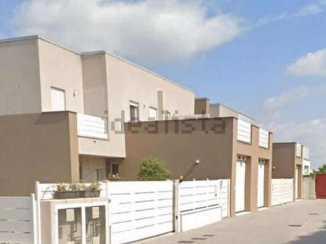 Villetta a schiera in vendita di 152 m² in Via P. Mascagni, 29