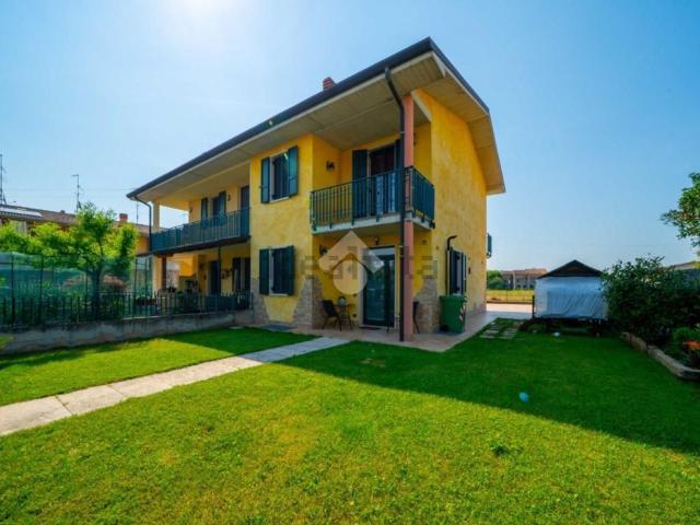 Villetta a schiera in vendita di 152 m² in Piazza Carlo Alberto, 22