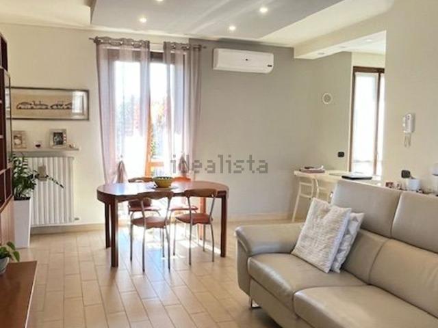 Villetta a schiera in vendita di 153 m² in Via Aldo Moro