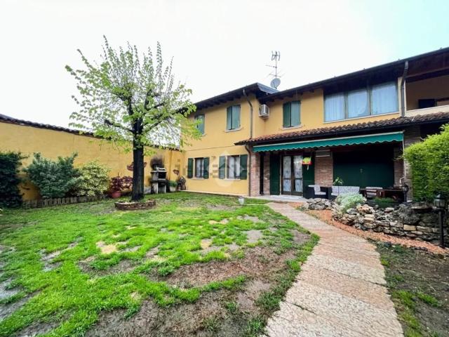 Villetta a schiera in vendita di 153 m² in Via Giacomo Matteotti, 11