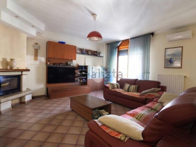 Villetta a schiera in vendita di 153 m² in Via Mistadella, 1