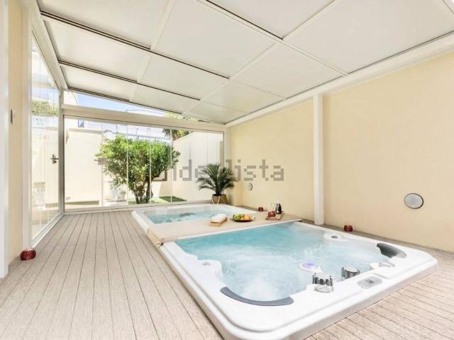 Villetta a schiera in vendita di 153 m² in Via Rocco Scotellaro, 14
