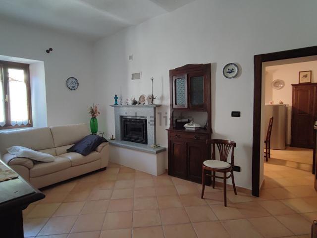 Villetta a schiera in vendita di 153 m² in Via Roma, 9