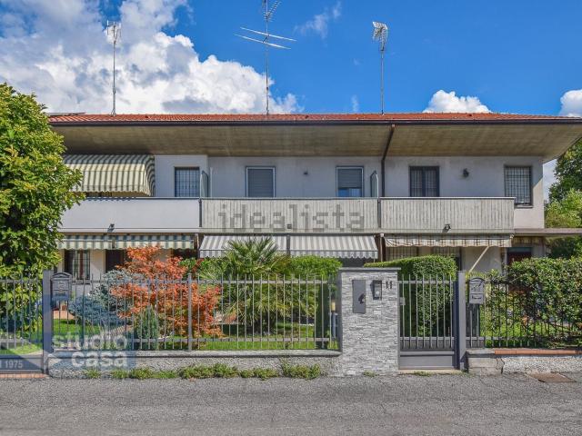 Villetta a schiera in vendita di 154 m² in Viale Genova, 11