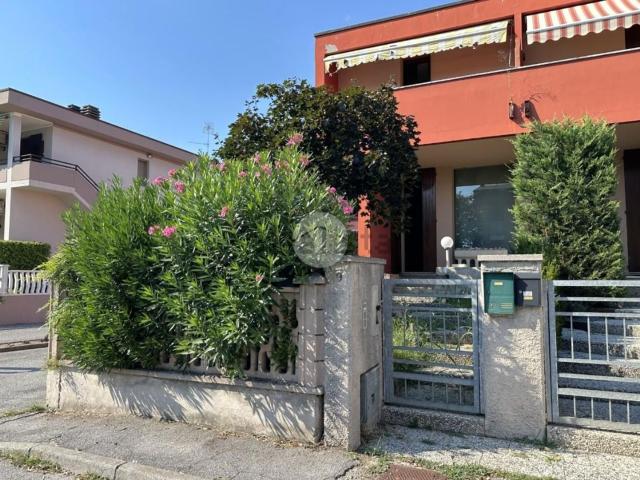Villetta a schiera in vendita di 155 m²