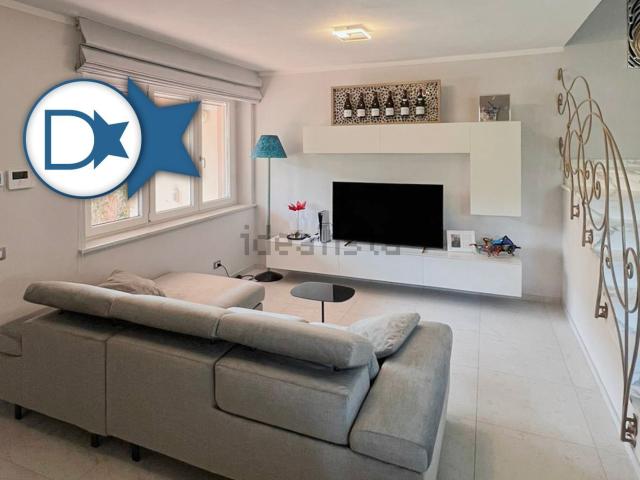 Villetta a schiera in vendita di 155 m² in Via Cocci