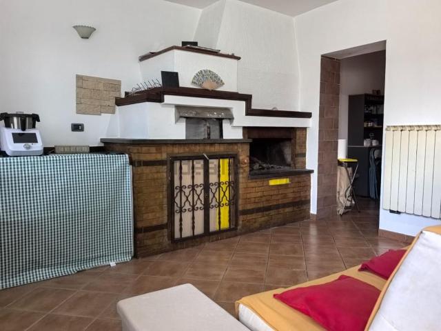 Villetta a schiera in vendita di 155 m² in Via delle Fontine
