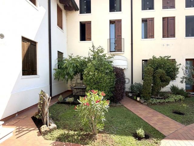 Villetta a schiera in vendita di 155 m² in Via Roma