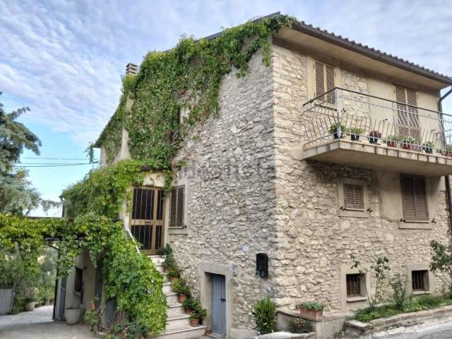 Villetta a schiera in vendita di 155 m² in Strada del Palazzo