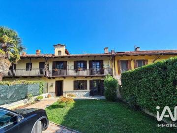 Villetta a schiera in vendita di 155 m² in Strada Villar Basso, 52