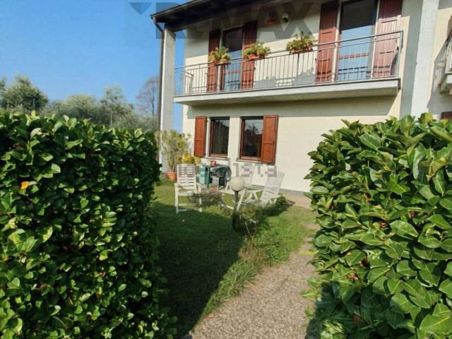 Villetta a schiera in vendita di 156 m²