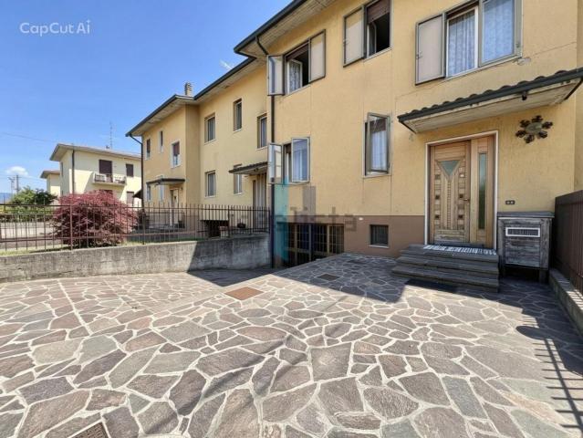 Villetta a schiera in vendita di 157 m² in Via Ancona