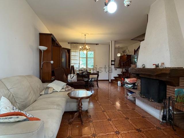 Villetta a schiera in vendita di 157 m² in Via Blaise Pascal