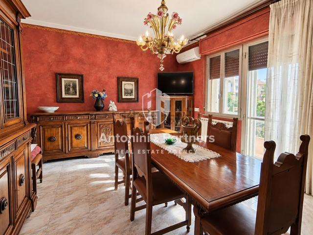 Villetta a schiera in vendita di 157 m² in Via del Broglino