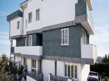 Villetta a schiera in vendita di 157 m² in Via della Chiesa