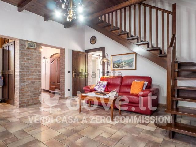 Villetta a schiera in vendita di 157 m² in Via della Vittoria, 40
