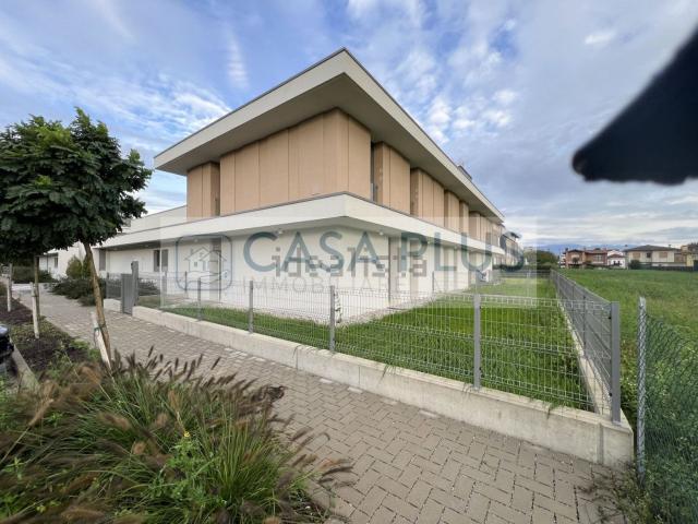 Villetta a schiera in vendita di 158 m²
