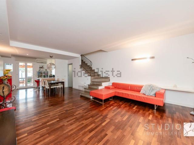 Villetta a schiera in vendita di 158 m² in Via Gerusalemme