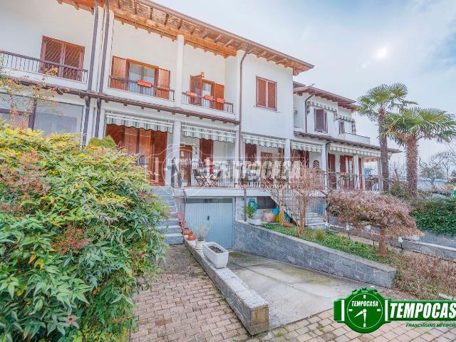 Villetta a schiera in vendita di 159 m² in Via G. Carducci