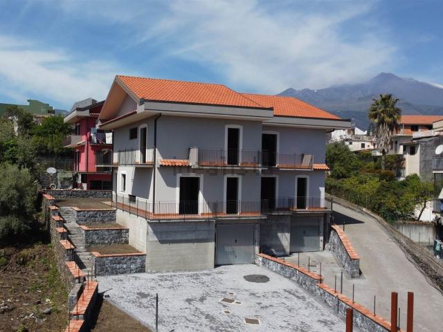 Villetta a schiera in vendita di 160 m² in Via Contea