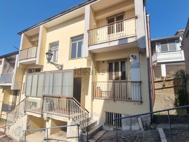 Villetta a schiera in vendita di 160 m² in Via Casate, 33