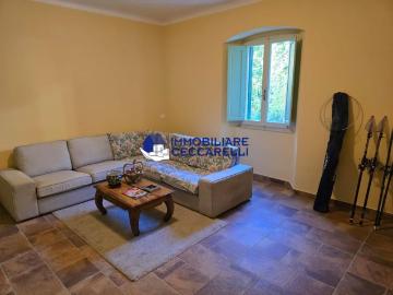 Villetta a schiera in vendita di 160 m² in Via Bassa Tambura