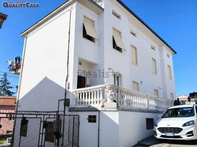 Villetta a schiera in vendita di 160 m² in Via Bertamorica, 4