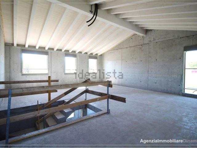 Villetta a schiera in vendita di 160 m² in Via Blessaglia