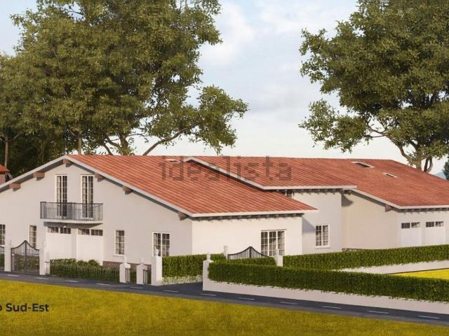 Villetta a schiera in vendita di 160 m² in Via Giuseppe di Vittorio