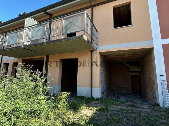 Villetta a schiera in vendita di 160 m² in Via Glorie, 7