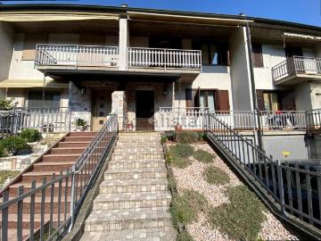 Villetta a schiera in vendita di 160 m² in Via della Boschetta, 9