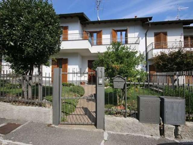 Villetta a schiera in vendita di 160 m² in Via della Resistenza