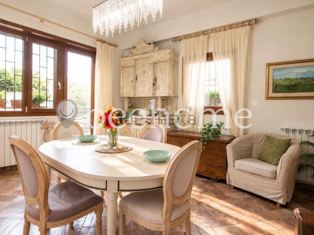 Villetta a schiera in vendita di 160 m² in Via di Marino, 16