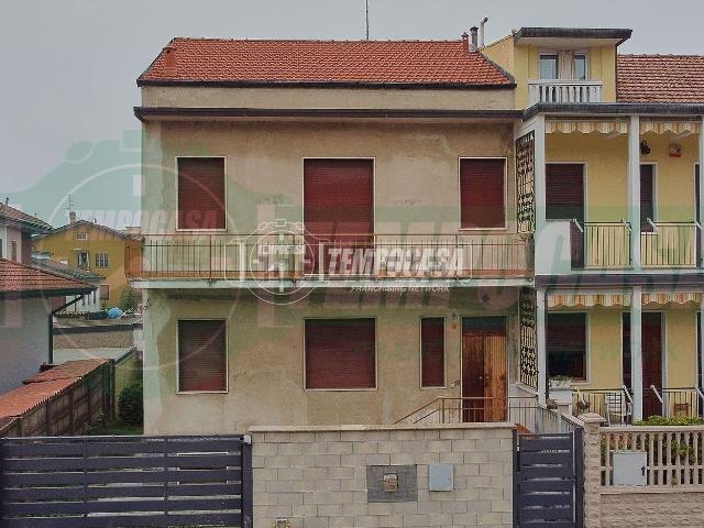 Villetta a schiera in vendita di 160 m² in Via E. De Amicis, 44