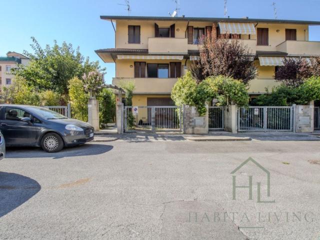 Villetta a schiera in vendita di 160 m² in Via Fontana di Riatti, 38