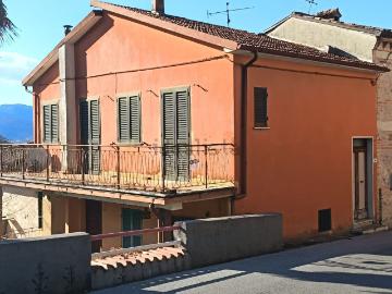 Villetta a schiera in vendita di 160 m² in Via Fonte Colombo, 9
