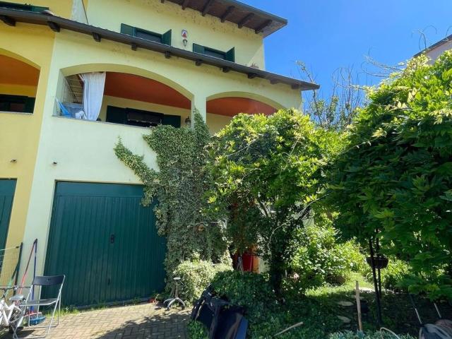 Villetta a schiera in vendita di 160 m² in Via Filippo Tommaso Marinetti, 20