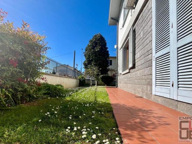 Villetta a schiera in vendita di 160 m² in Via Ilaria Alpi, 56029