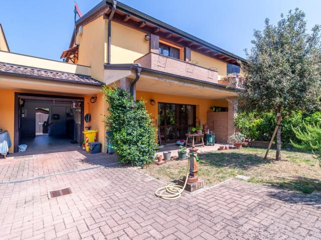 Villetta a schiera in vendita di 160 m² in Via Molinazzo